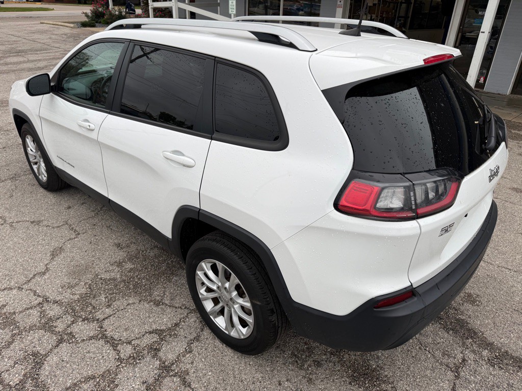 2021 Jeep Cherokee Image 8