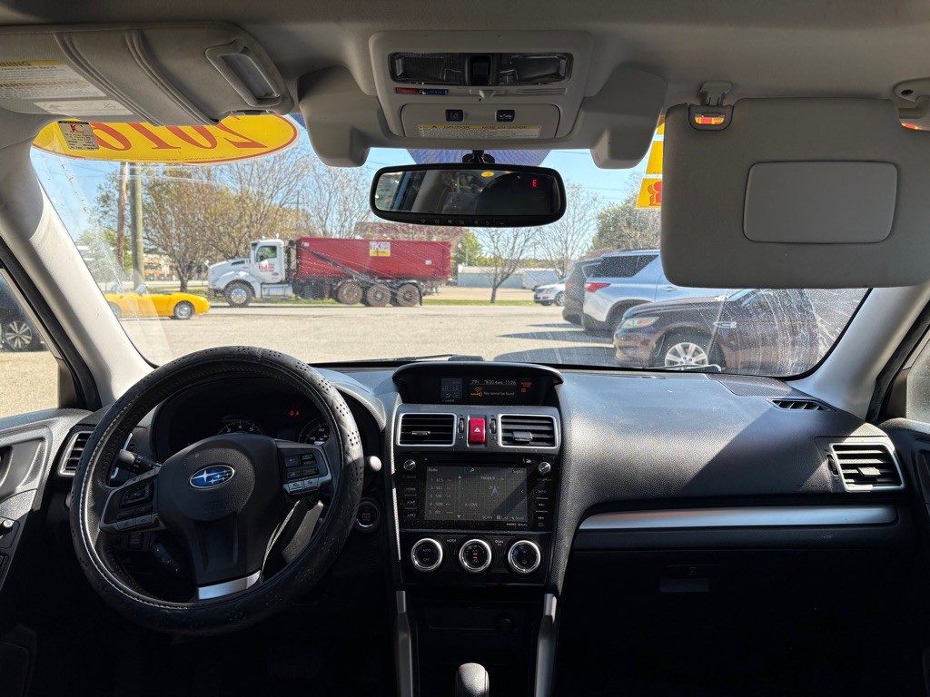 2016 Subaru Forester Image 11
