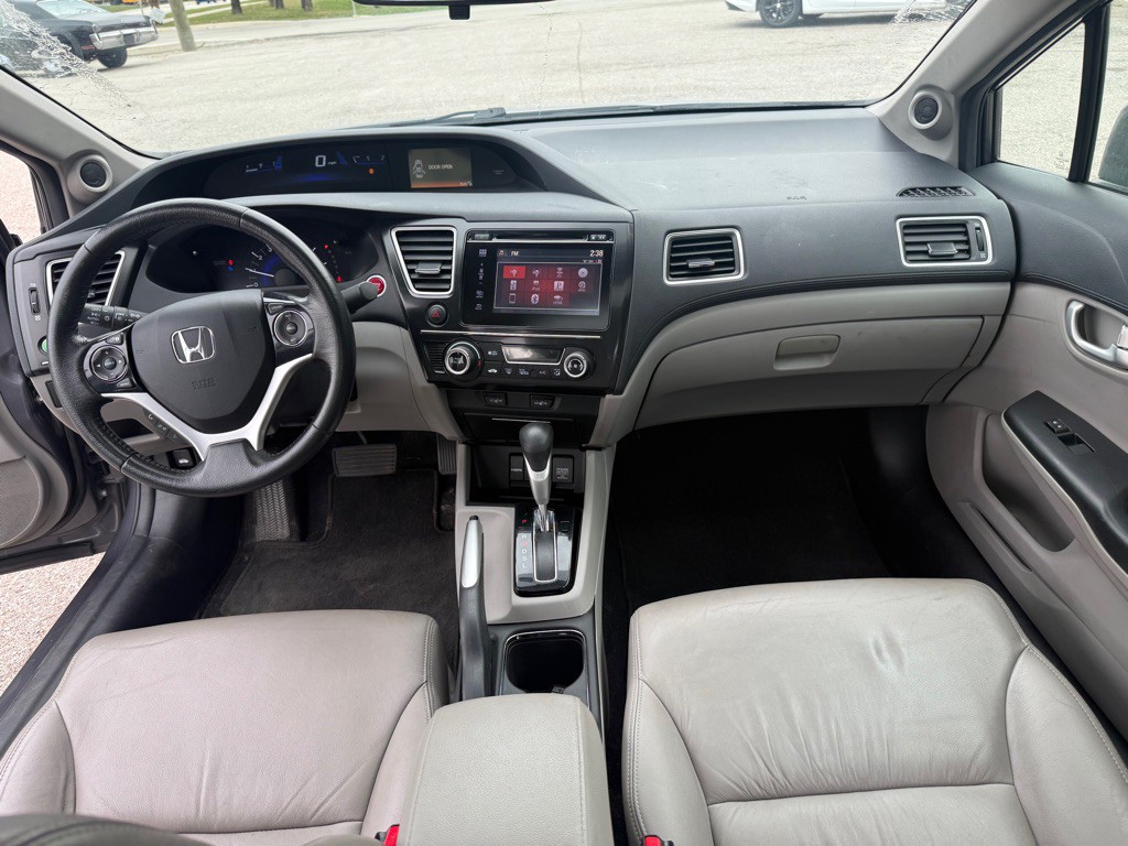 2015 Honda Civic Image 14
