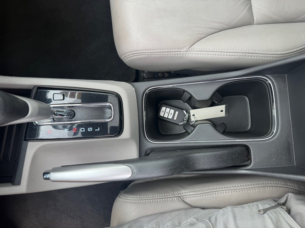 2015 Honda Civic Image 25