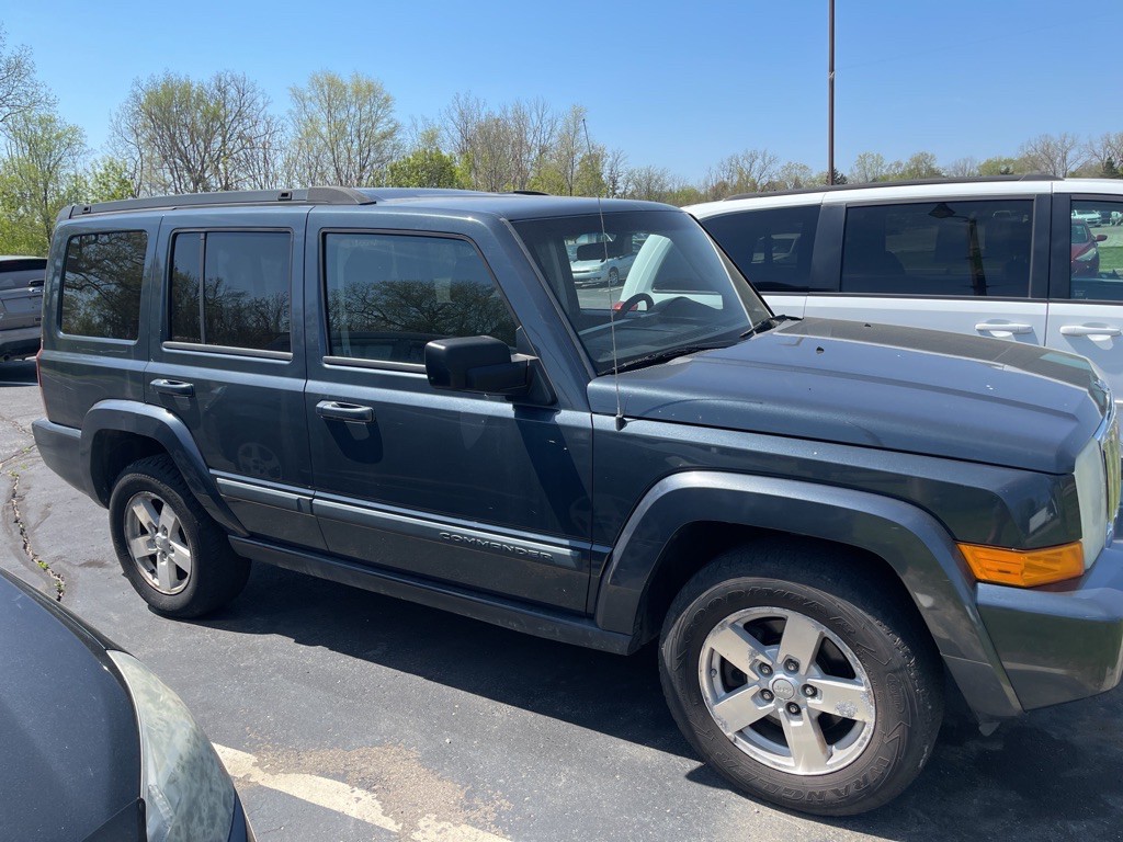 2008 Jeep Commander Image 12
