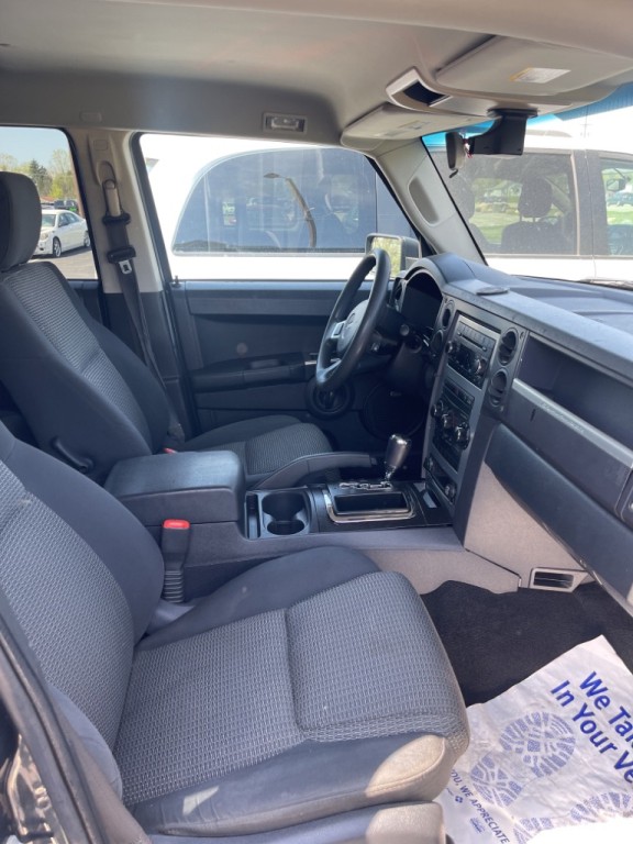 2008 Jeep Commander Image 14