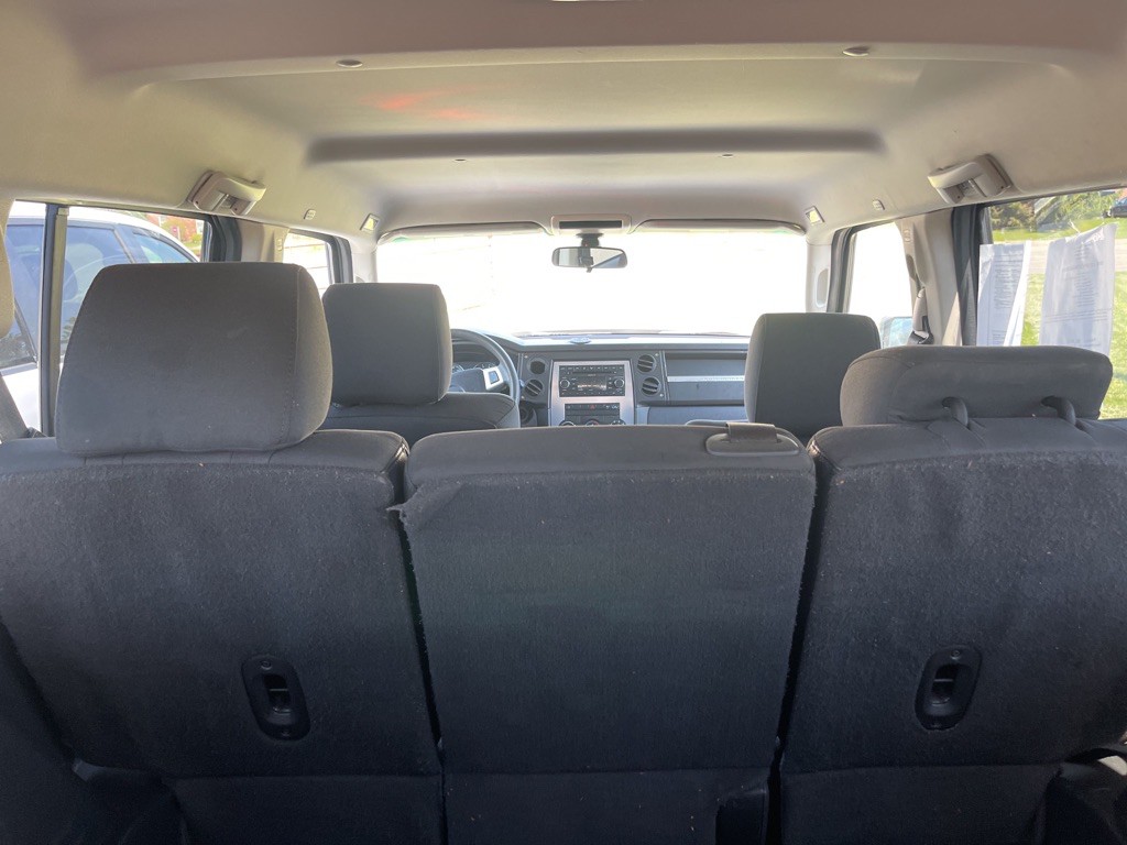 2008 Jeep Commander Image 24
