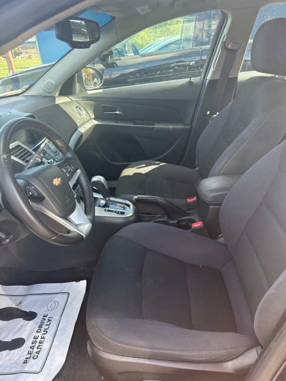 2014 Chevrolet Cruze Image 7