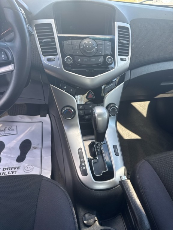 2014 Chevrolet Cruze Image 8