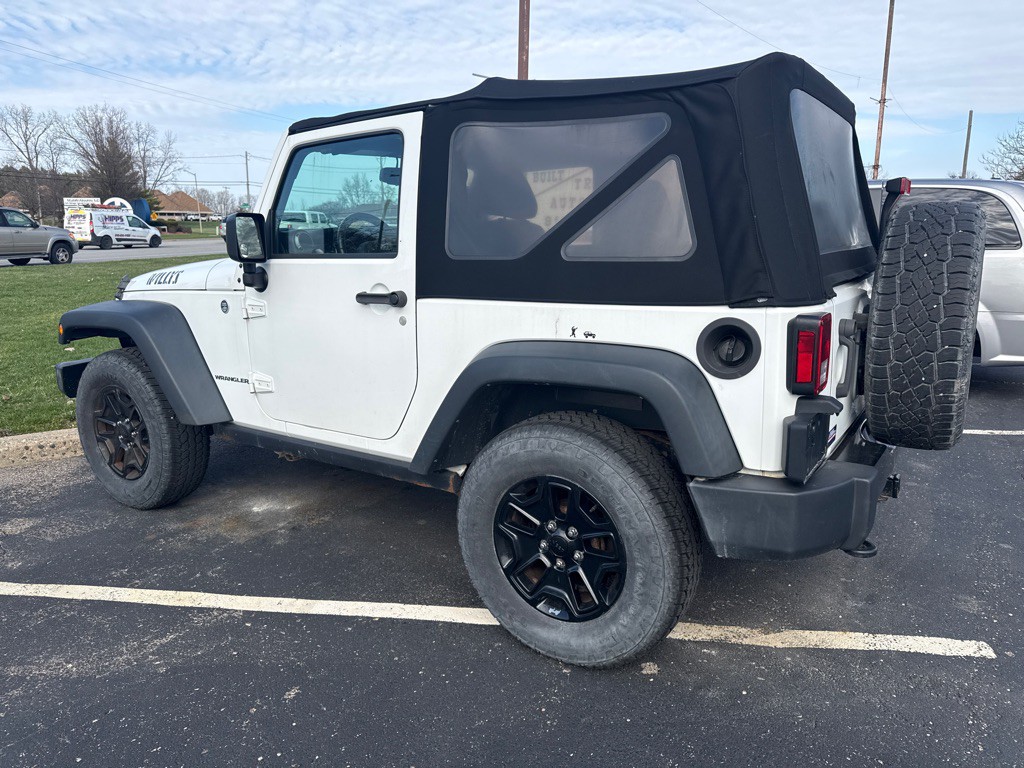 2015 Jeep Wrangler Image 14