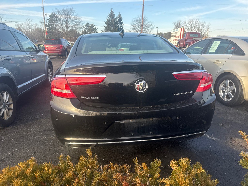 2017 Buick Lacrosse Image 6