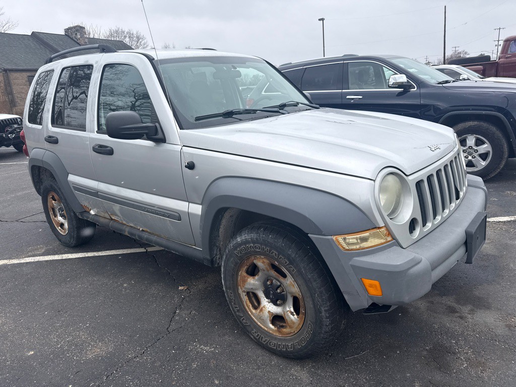 2005 Jeep Liberty Image 5