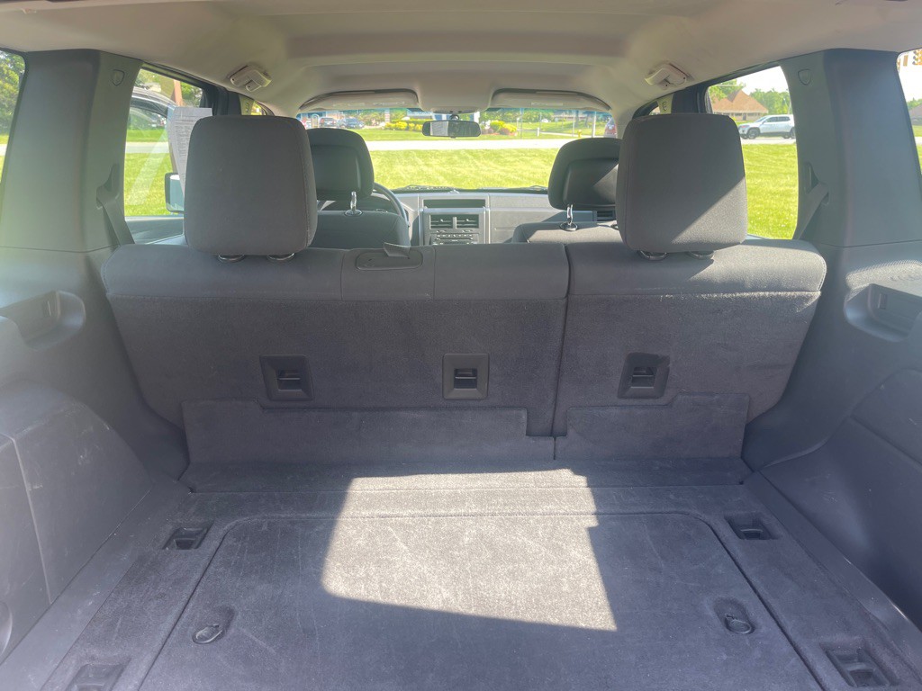 2010 Jeep Liberty Image 12
