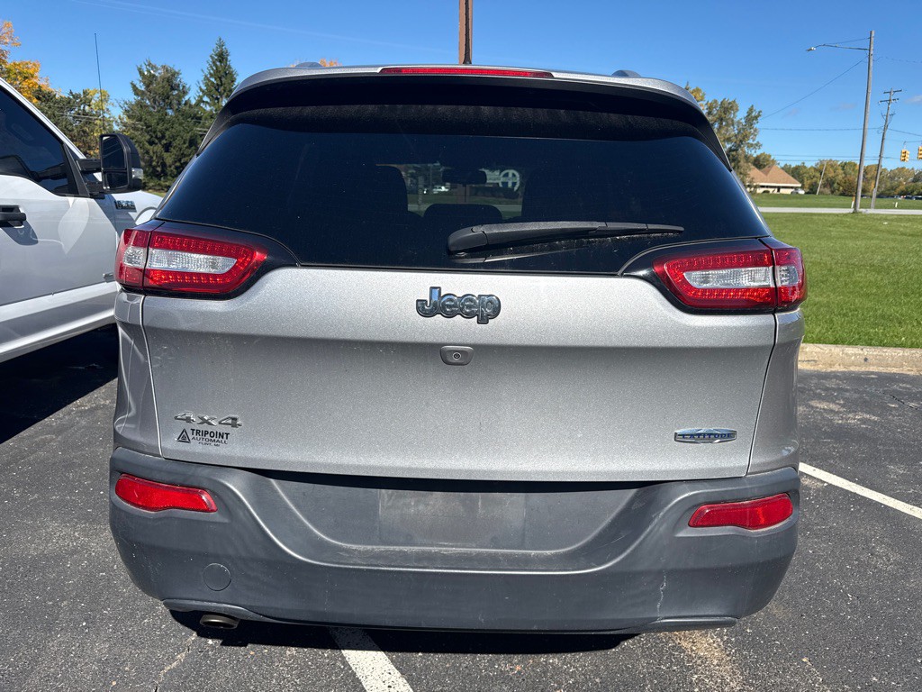 2017 Jeep Cherokee Image 3