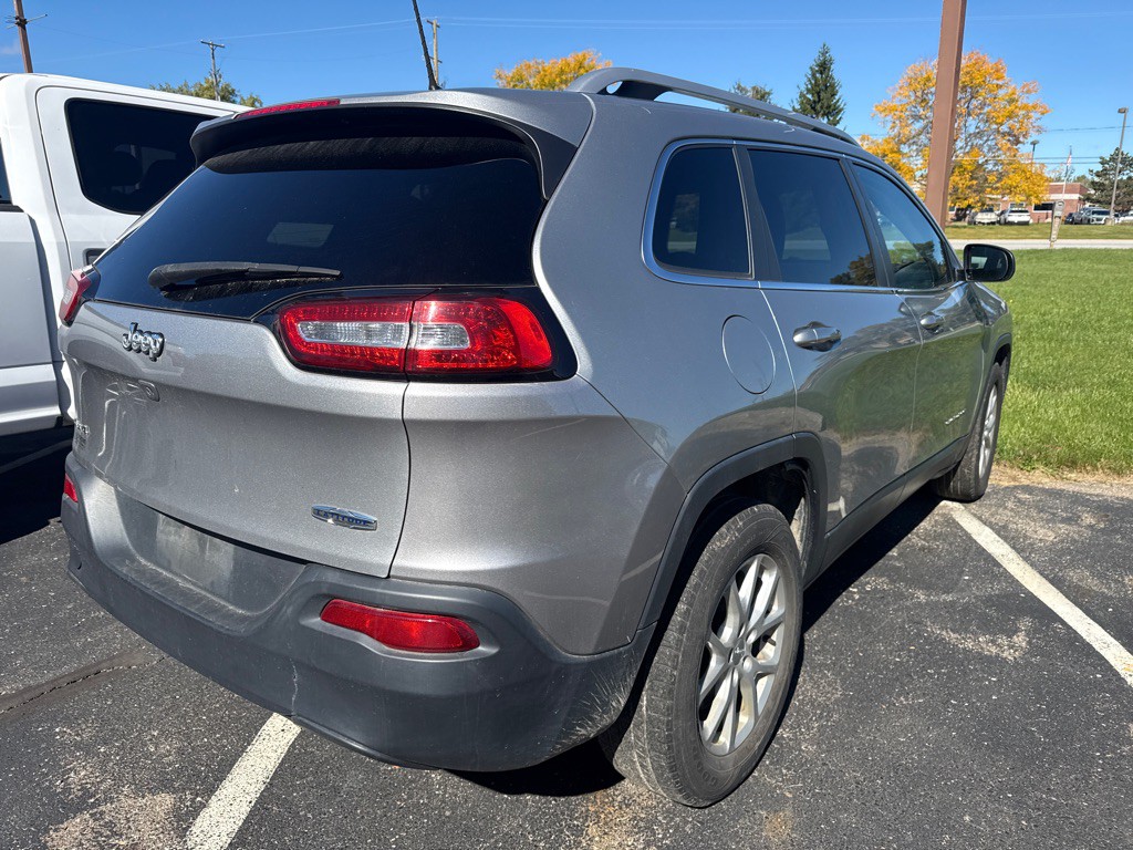 2017 Jeep Cherokee Image 4