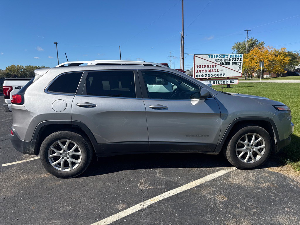 2017 Jeep Cherokee Image 5