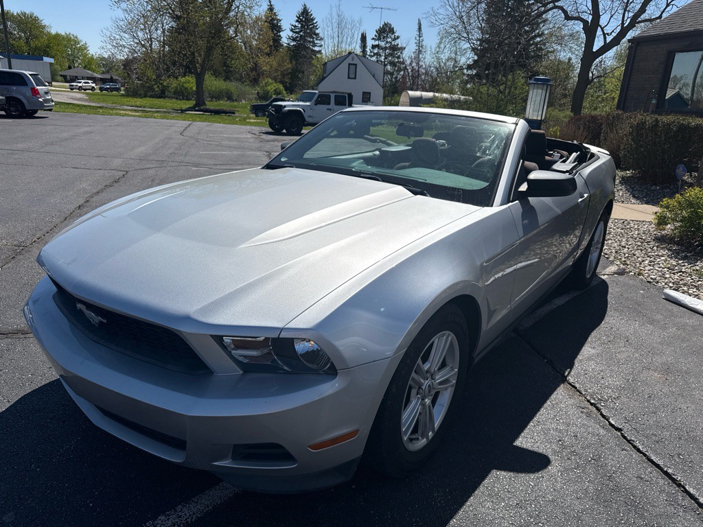 2012 Ford Mustang Image 3