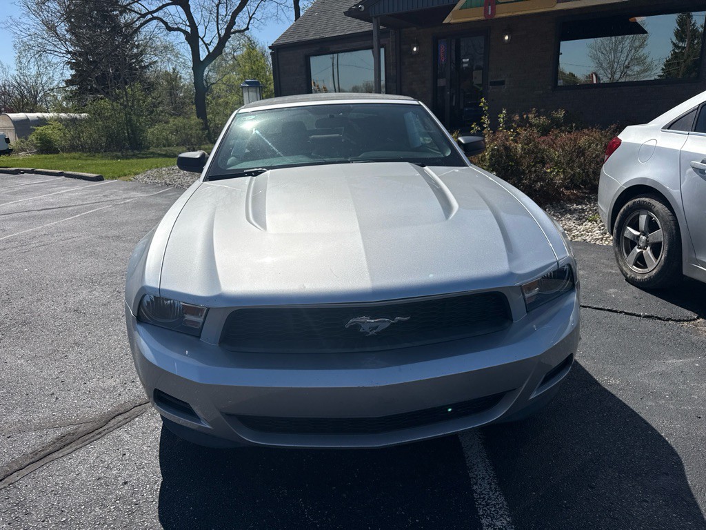 2012 Ford Mustang Image 16