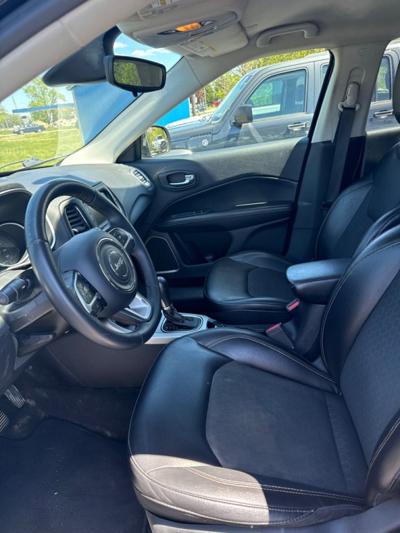 2018 Jeep Compass Image 8