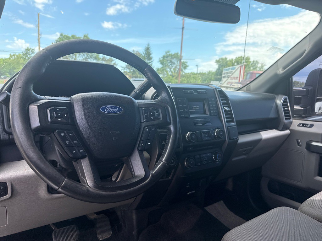2017 Ford F-150 Image 11