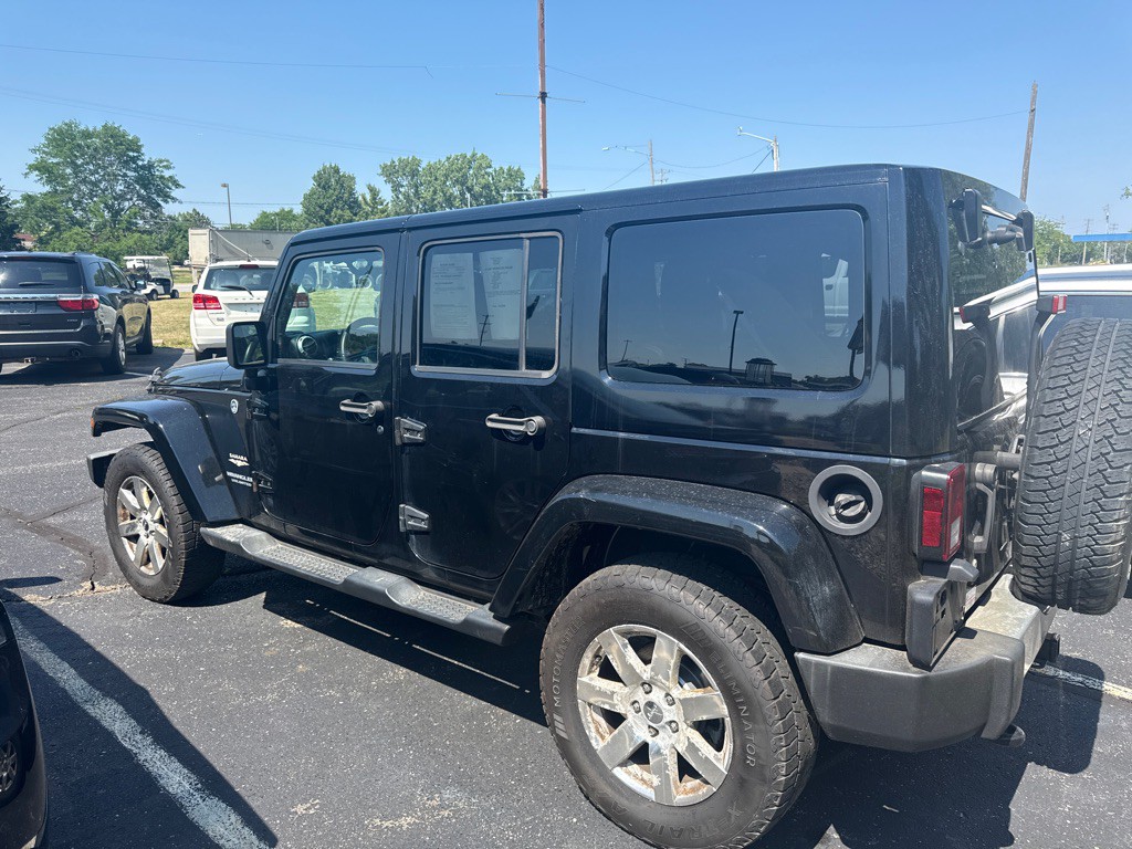 2015 Jeep Wrangler Unlimited Image 2