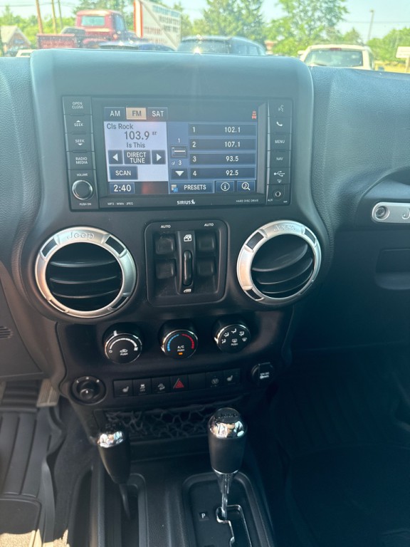 2015 Jeep Wrangler Unlimited Image 11