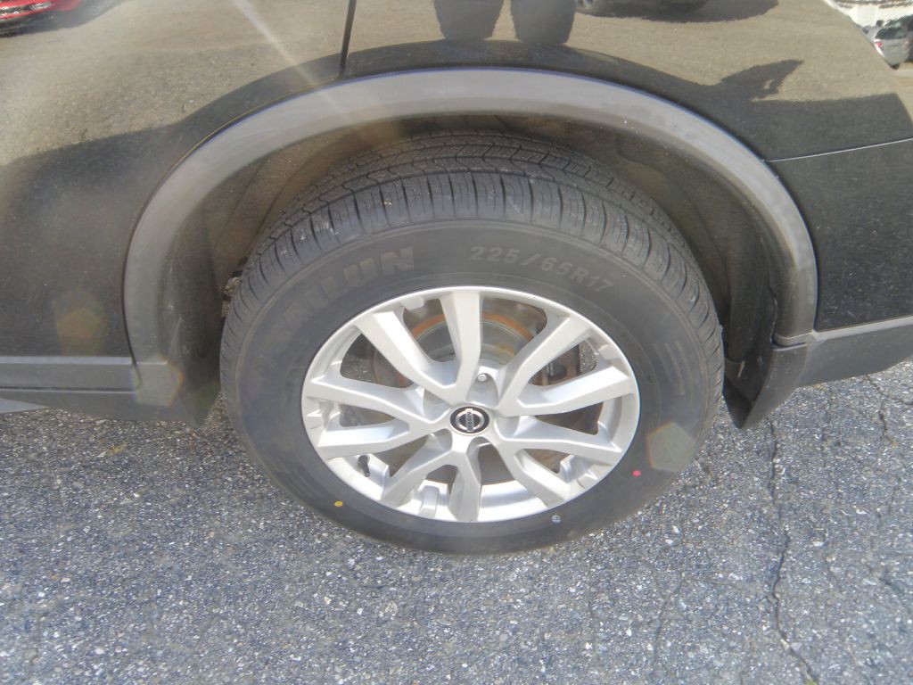 2019 Nissan Rogue Image 14