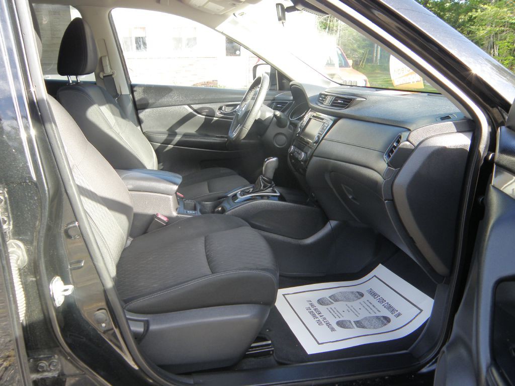 2019 Nissan Rogue Image 19