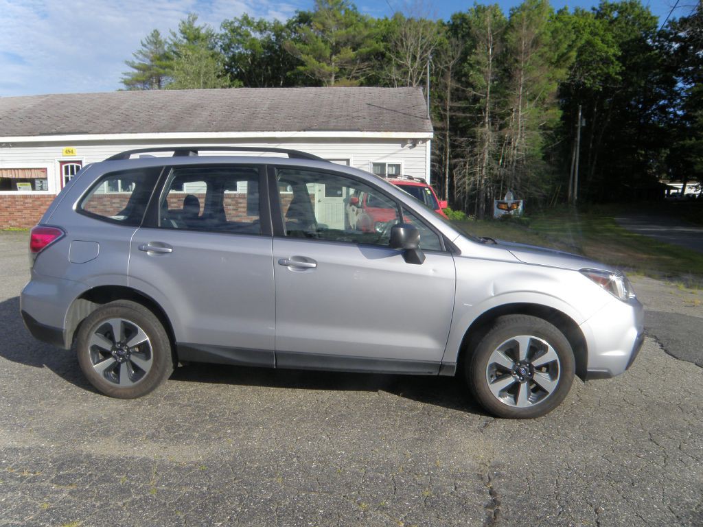 2017 Subaru Forester Image 4