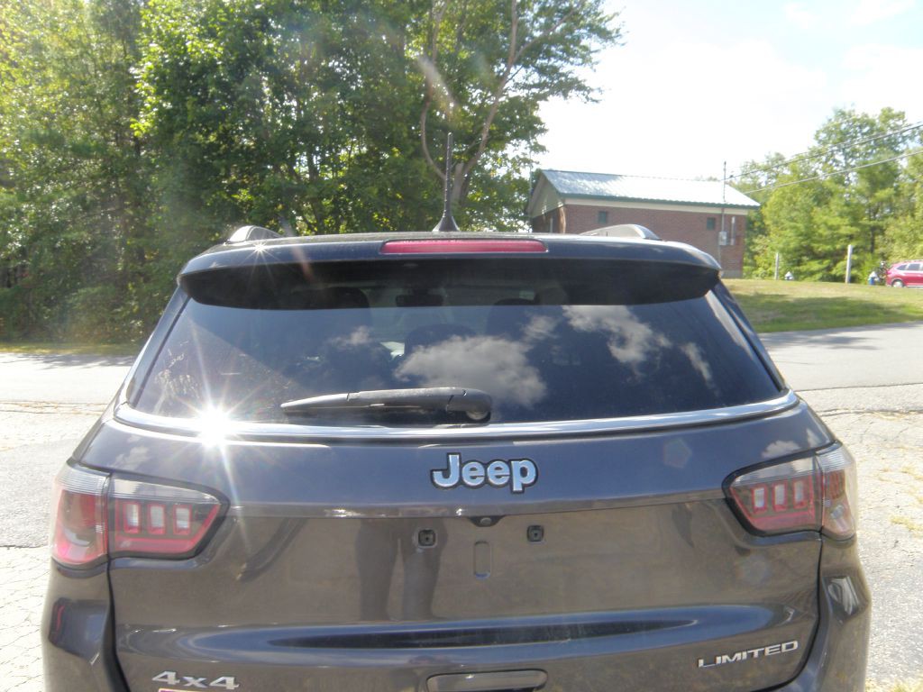 2020 Jeep Compass Image 10