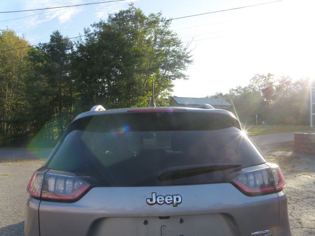 2021 Jeep Cherokee Image 10