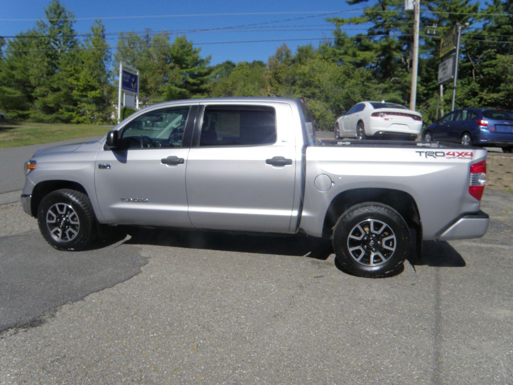 2018 Toyota Tundra Image 8