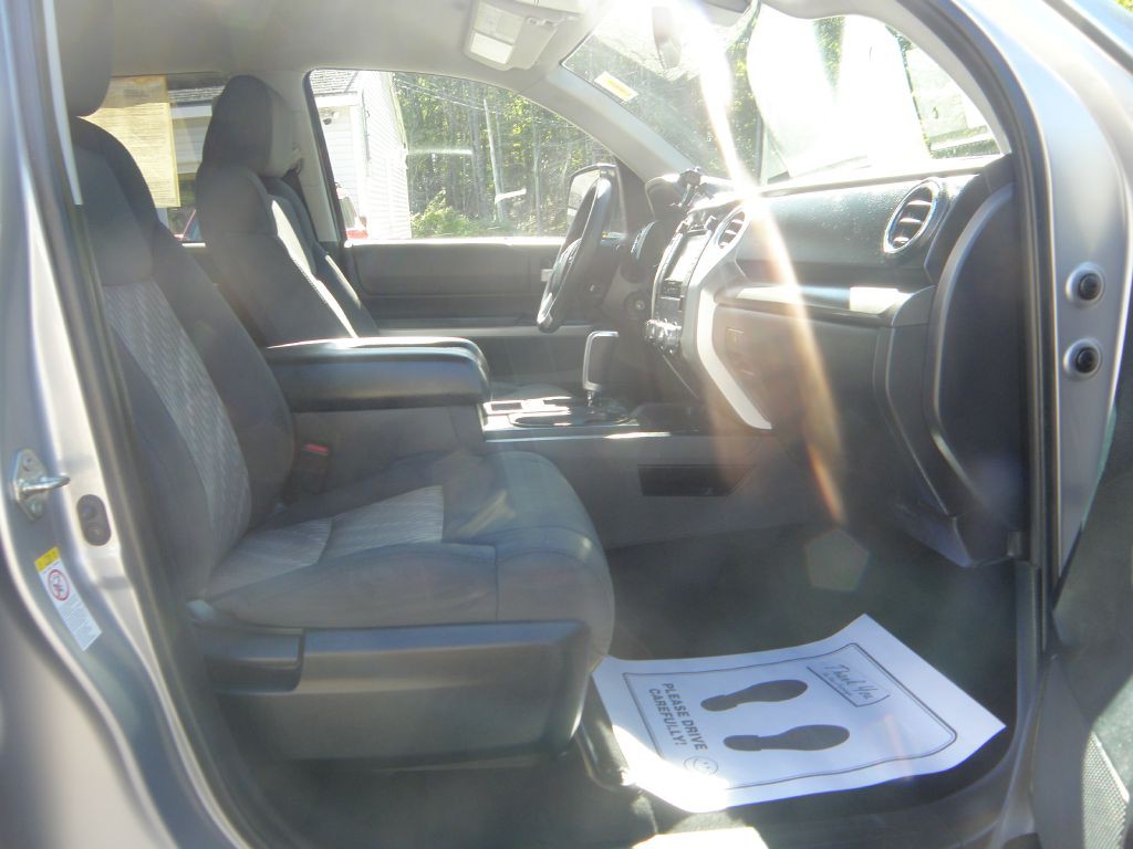 2018 Toyota Tundra Image 19