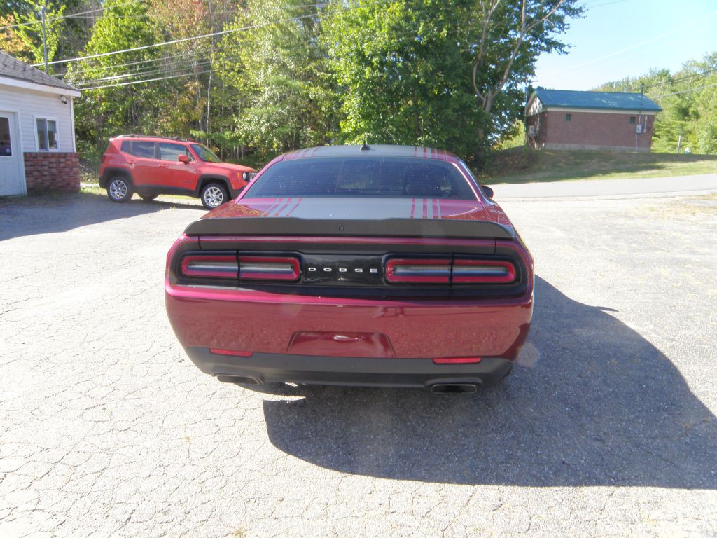 2018 Dodge Challenger Image 10