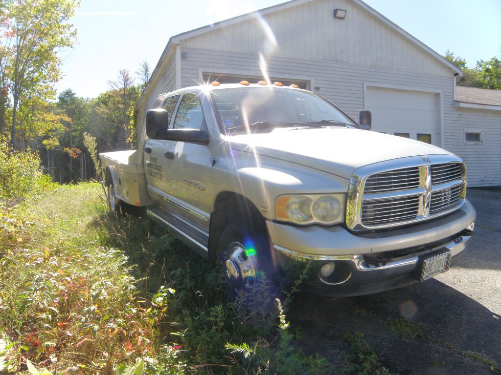 2004 Dodge Ram 3500 Image 3