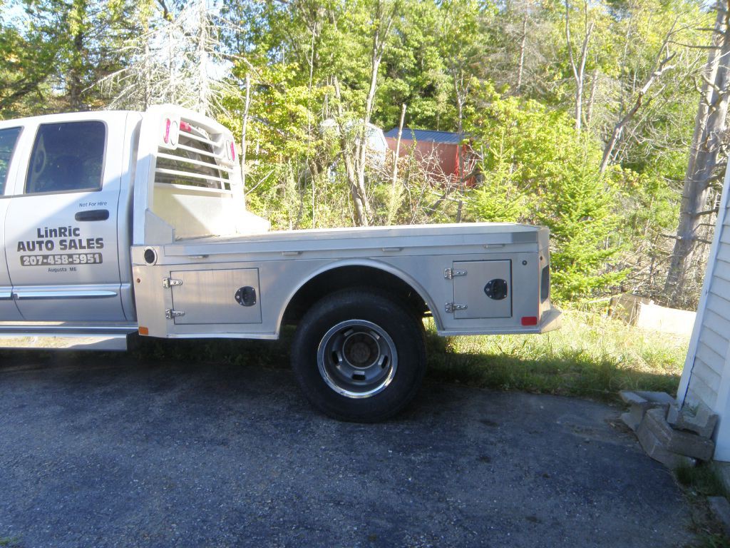 2004 Dodge Ram 3500 Image 13