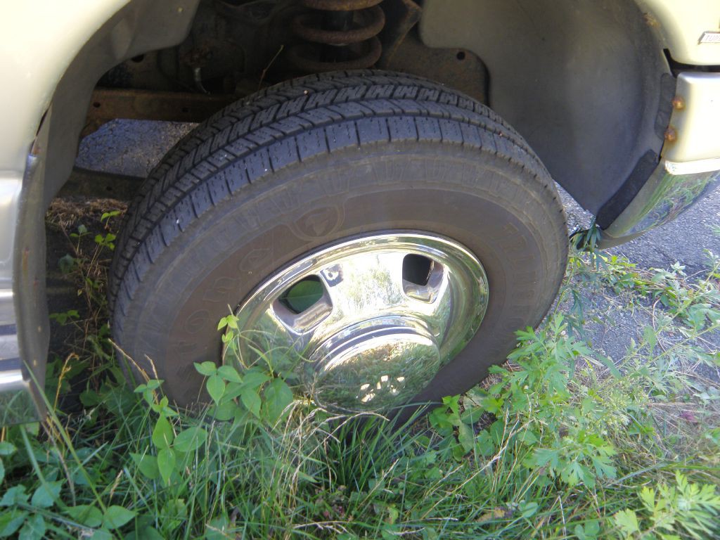 2004 Dodge Ram 3500 Image 16