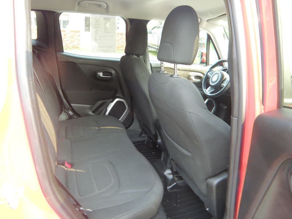 2018 Jeep Renegade Image 20