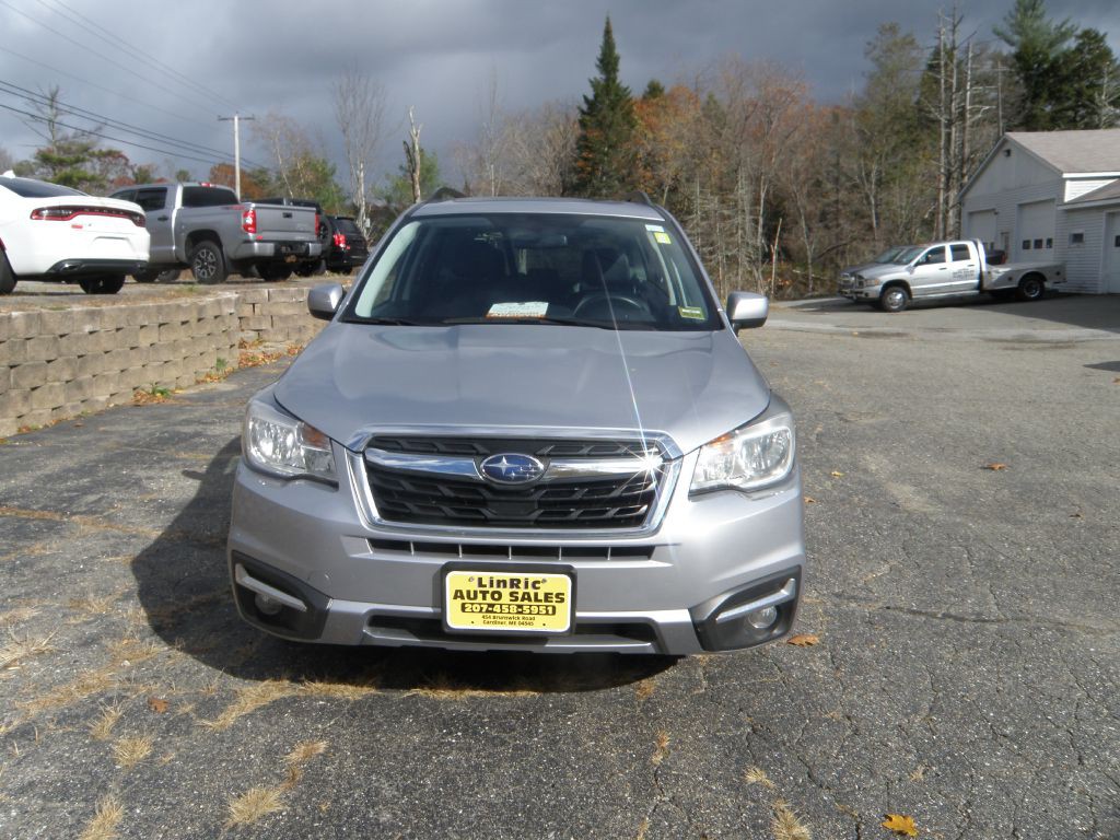 2018 Subaru Forester Image 2