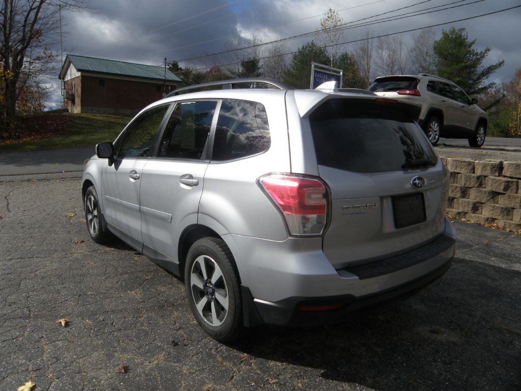 2018 Subaru Forester Image 7