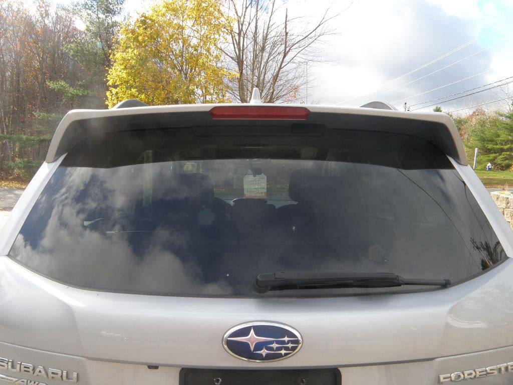 2018 Subaru Forester Image 10