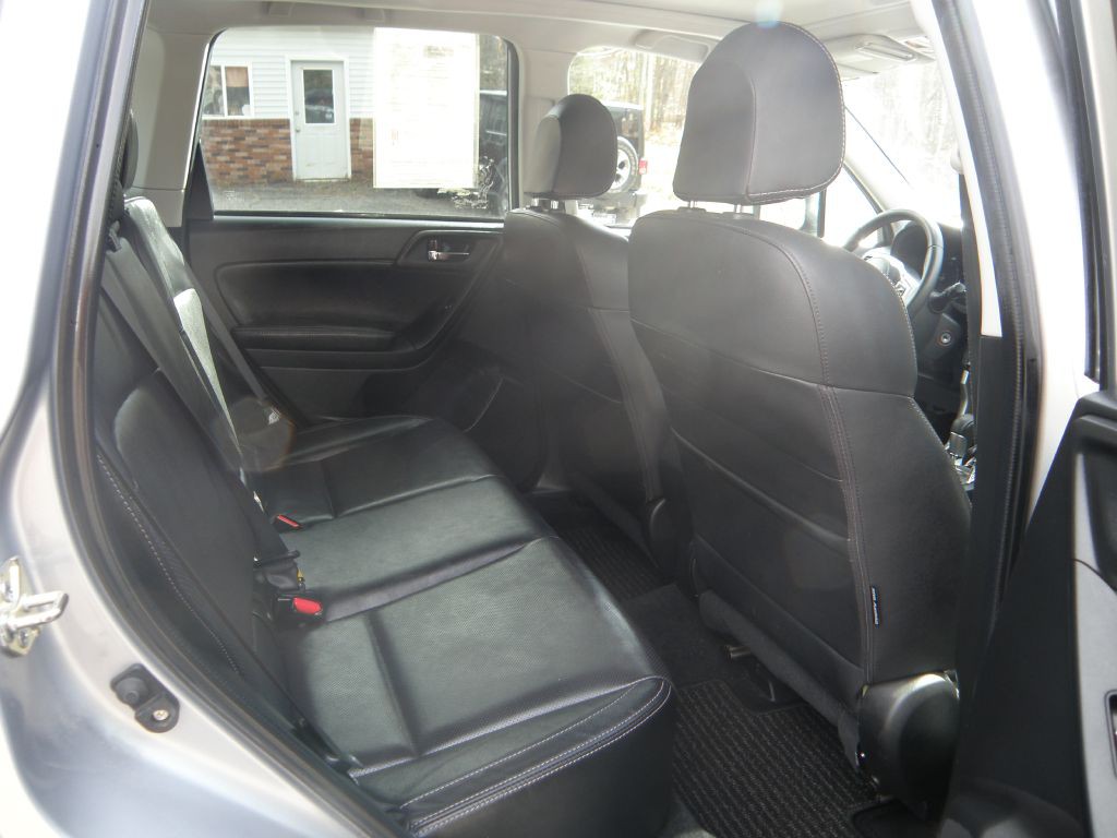 2018 Subaru Forester Image 20