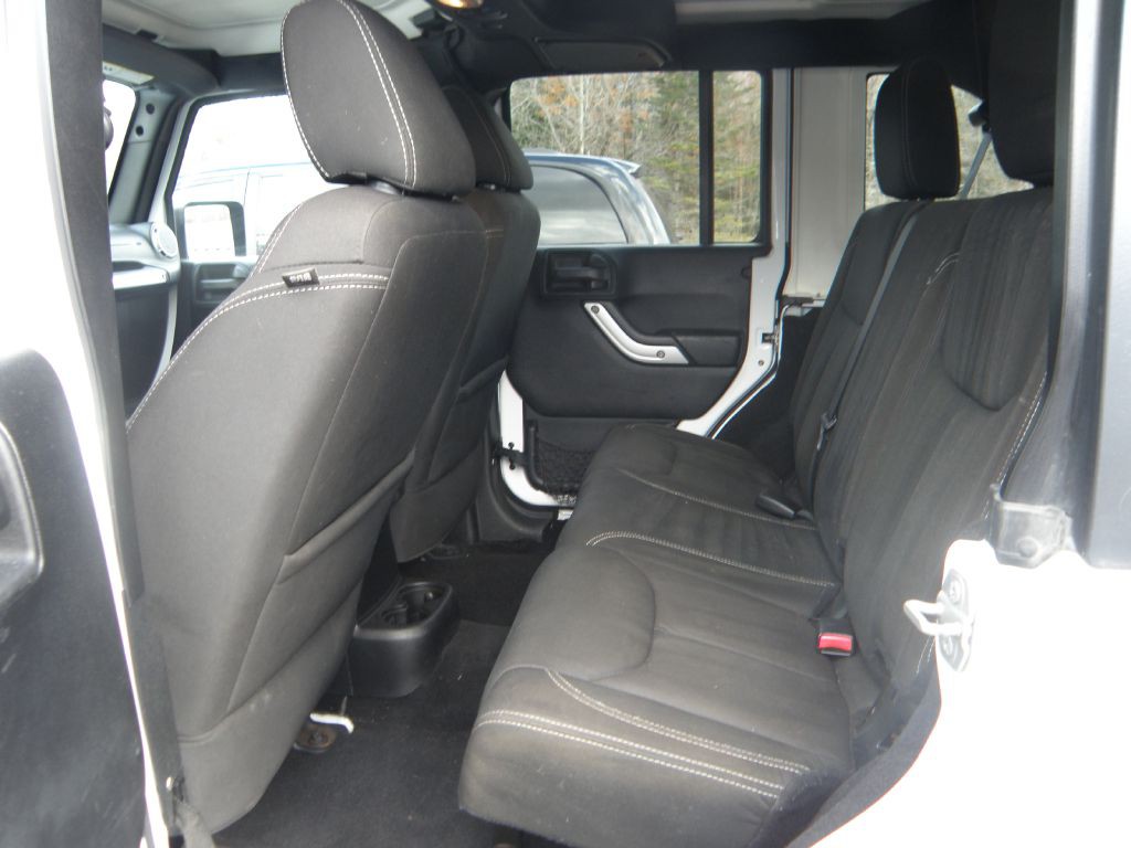 2015 Jeep Wrangler Unlimited Image 18