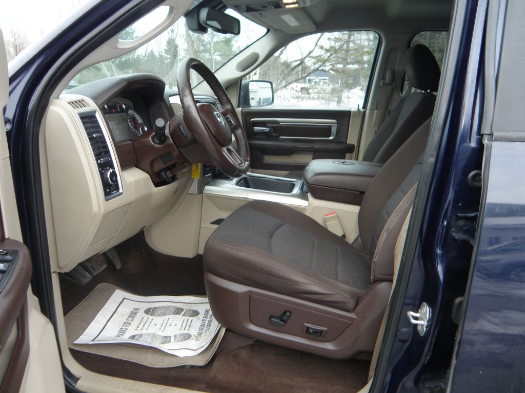 2017 RAM 1500 Image 17