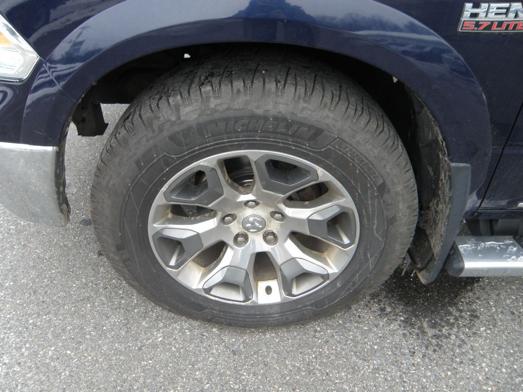 2017 RAM 1500 Image 13