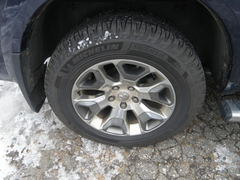 2017 RAM 1500 Image 15