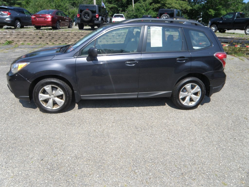 2016 Subaru Forester Image 2