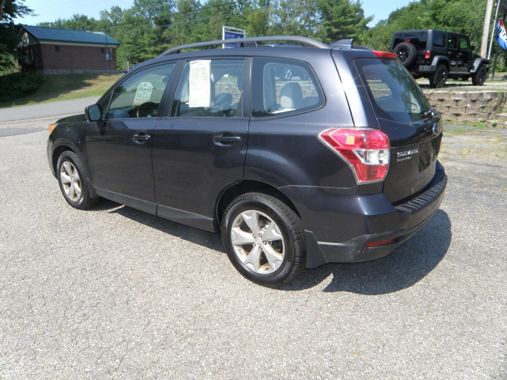 2016 Subaru Forester Image 3