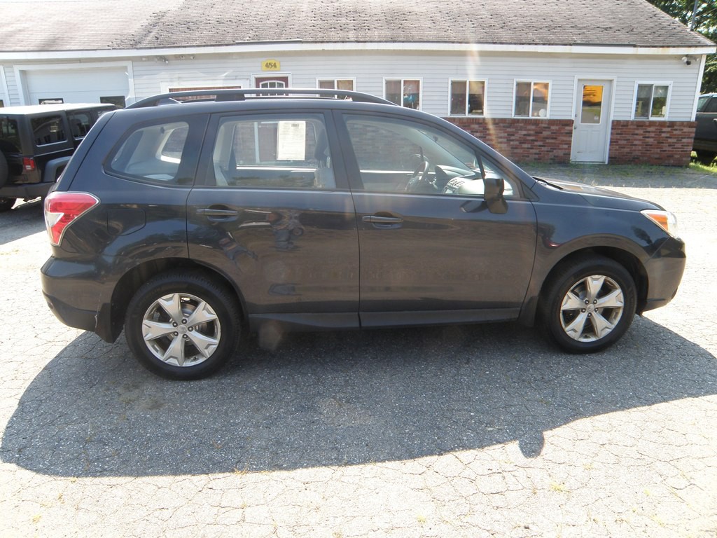 2016 Subaru Forester Image 7