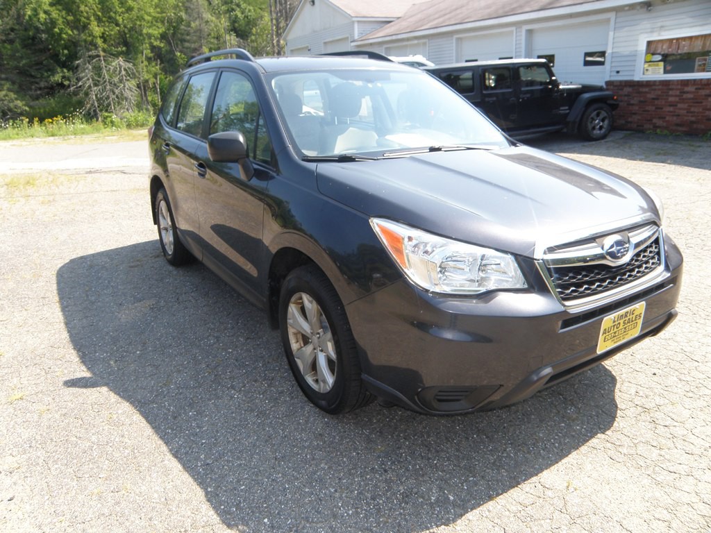 2016 Subaru Forester Image 8