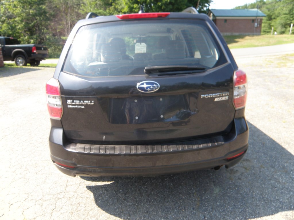 2016 Subaru Forester Image 15