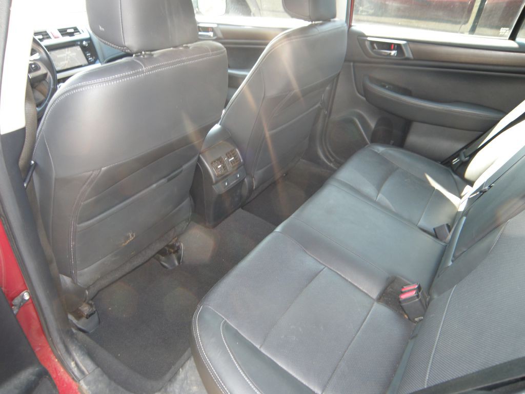 2016 Subaru Legacy Image 13