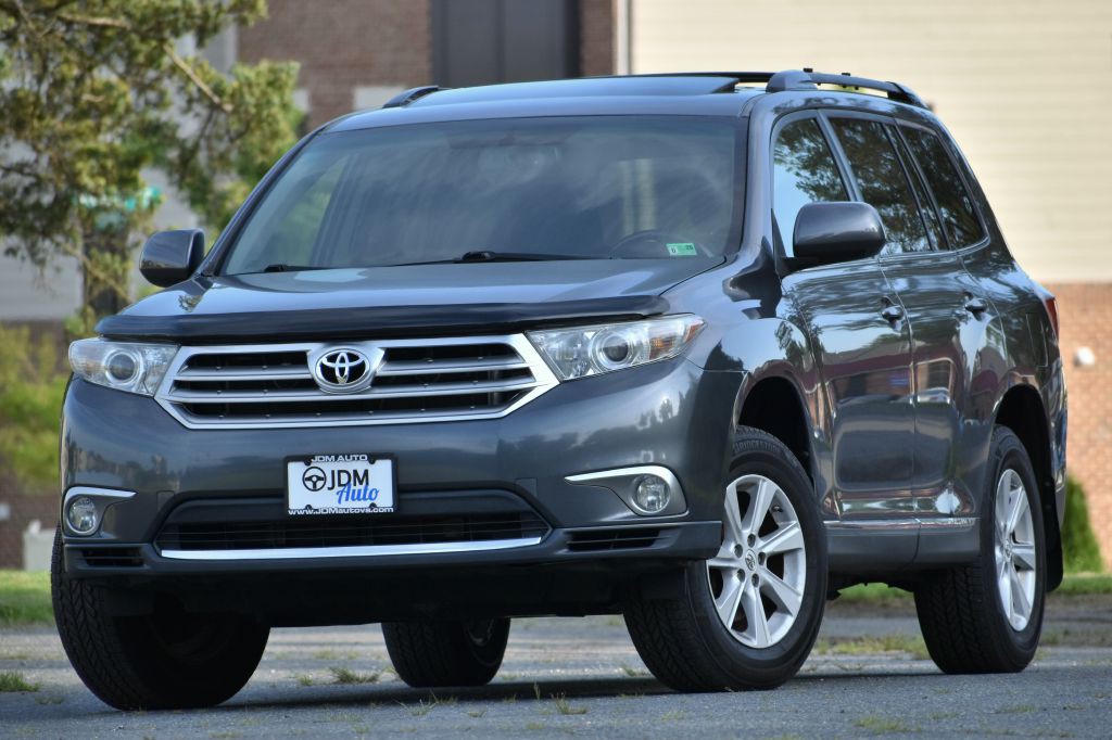 2012 Toyota Highlander Image 1