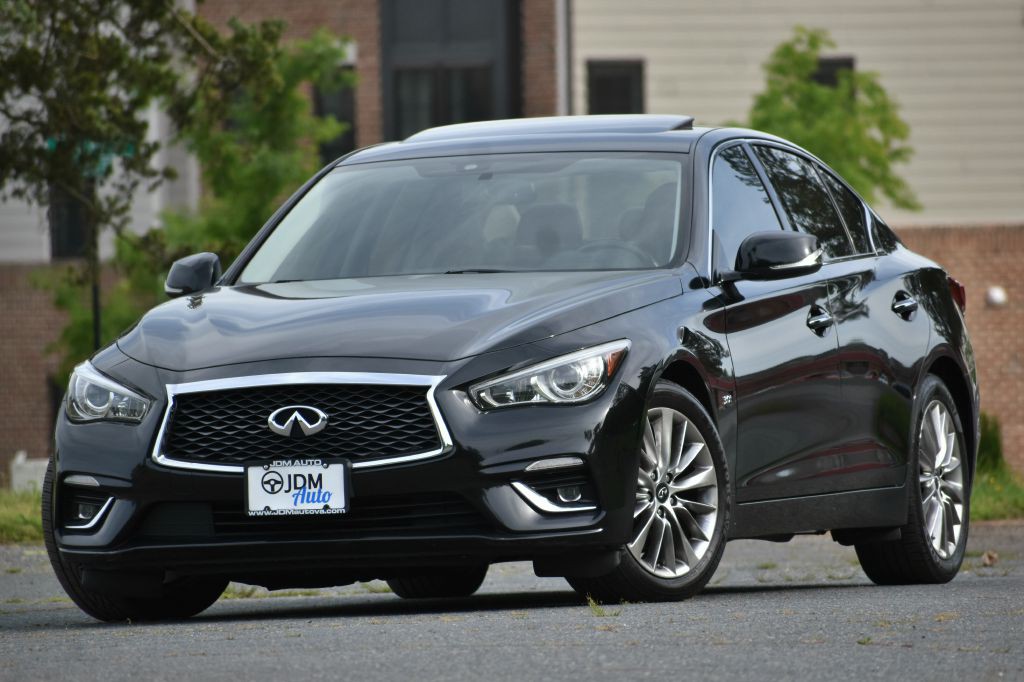 2019 INFINITI Q50 Image 1